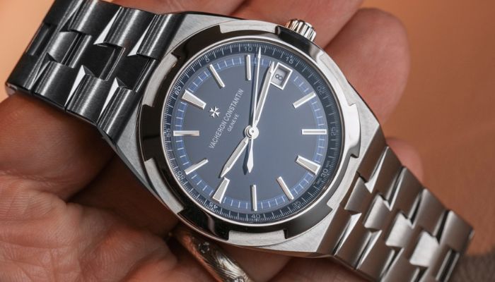Vacheron Constantin Overseas1