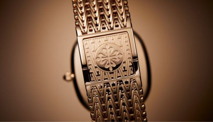 Patek Philippe Golden Ellipse 5738-001