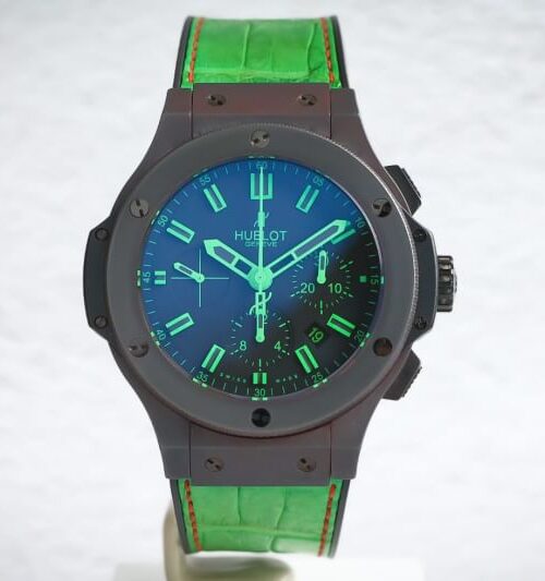 รับซื้อ Hublot Big Bang All Black Green Limited Edition