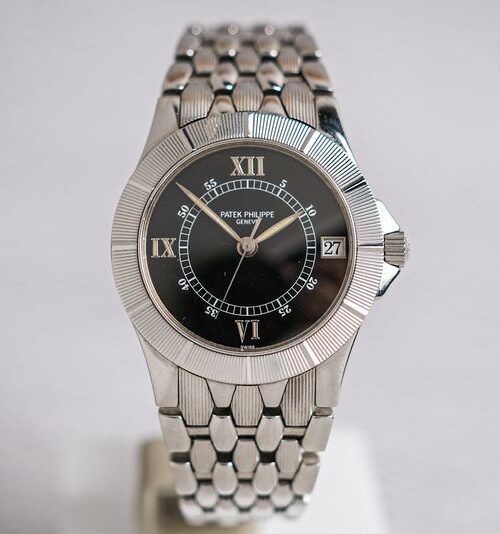 นาฬิกามือสอง Patek Philippe Neptune