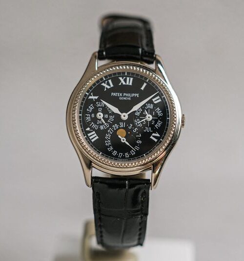 นาฬิกามือสอง Patek Philippe Perpetual Calendar 18K White Gold 5038G Limited 500
