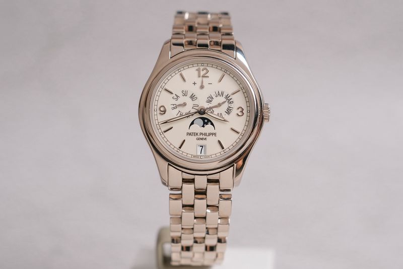 Patek Philippe 51461G Annual Calendar 18k White Gold (3)
