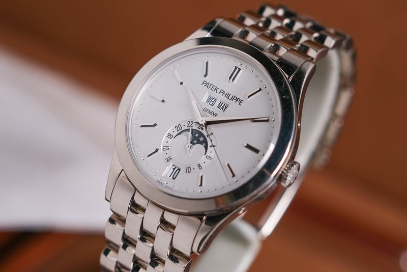 Patek Philippe Annual Calendar 53961G (3)