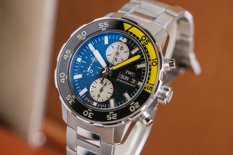 รับซื้อนาฬิกา IWC Aquatimer Chronograph Racing Yellow