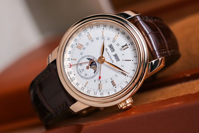 นาฬิกา Blancpain Le Brassus GMT Moonphase Calendar 18K Rose Gold