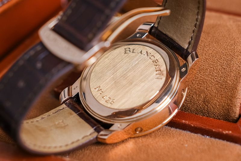 รับซื้อ Blancpain Le Brassus GMT Moonphase Calendar 18K Rose Gold
