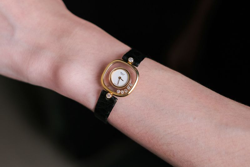 Chopard Happy Diamonds 18K Gold on wrist