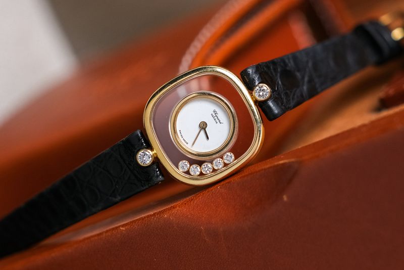 นาฬิกามือสอง Chopard Happy Diamonds 18K Gold