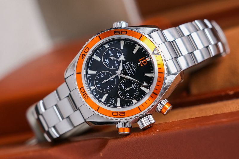 นาฬิกามือสอง Omega Seamaster Planet Ocean Chronograph Orange 38mm