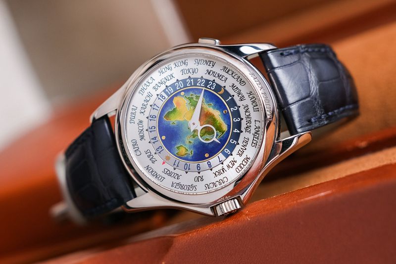 นาฬิกา Patek Philippe 5131G World Timer