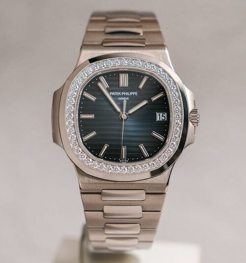 Patek Philippe Nautilus 5713G