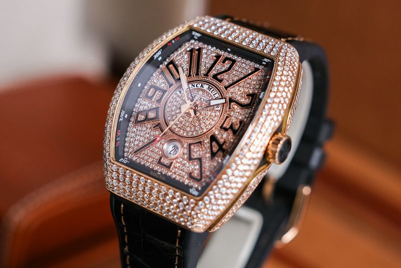 รับซื้อนาฬิกา Franck Muller Vanguard V41 18K Rose Gold Diamond
