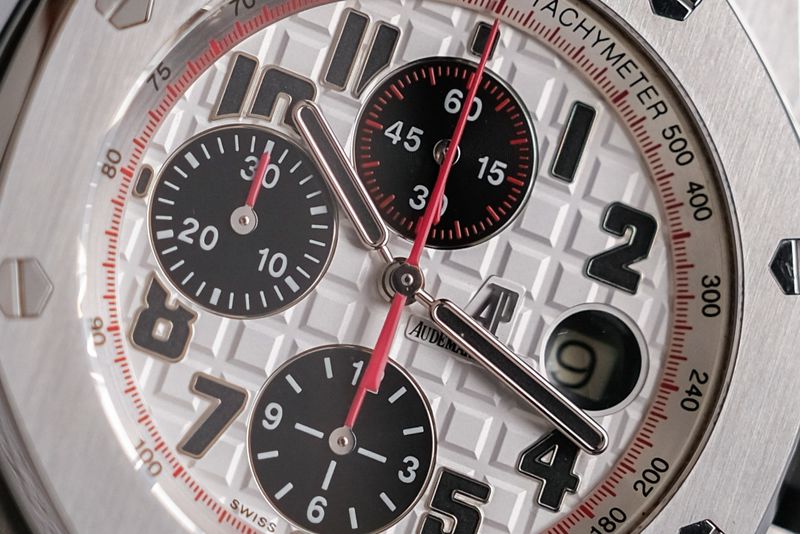 Audemar Piguet Royal Oak Offshore Racing Panda 26170st (5)