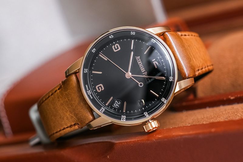 Audemars Piguet CODE 11.59 18K Rose Gold (2)