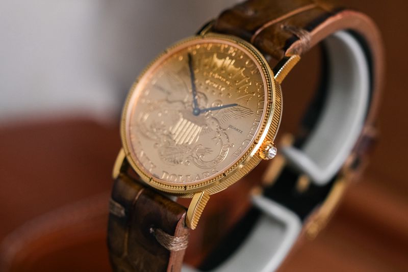 CORUM TWENTY DOLLAR COIN WATCH 18k GOLD (4)