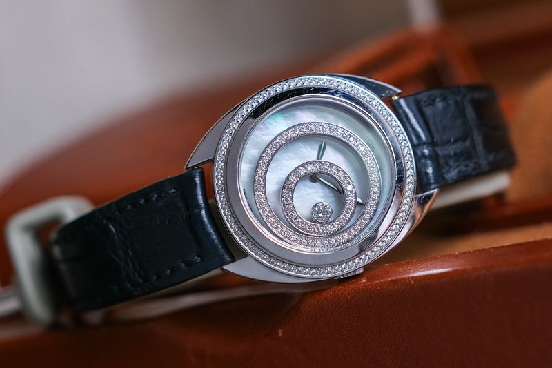 นาฬิกามือสอง Chopard Happy Spirit Diamond 18K White Gold Mop