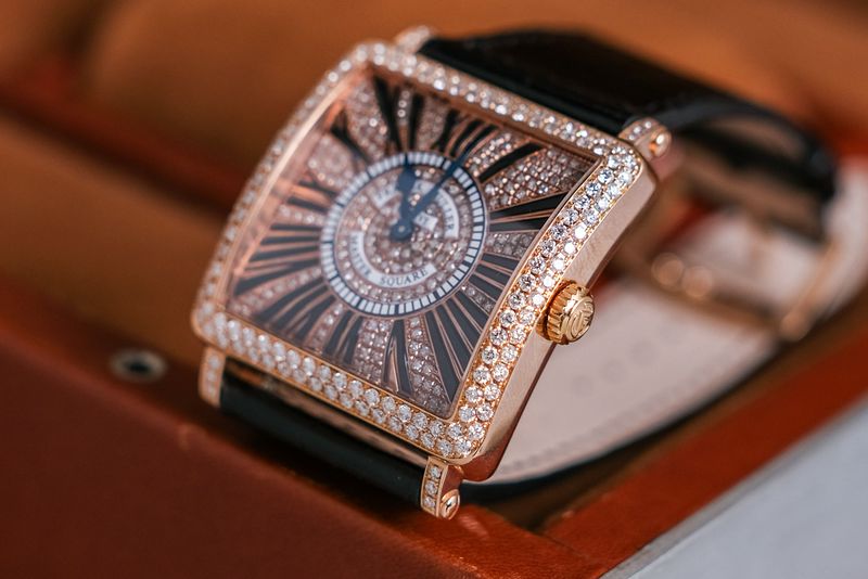 Franck Muller Master Square 18K Rose Gold Diamond 6002 M QZ R (3)
