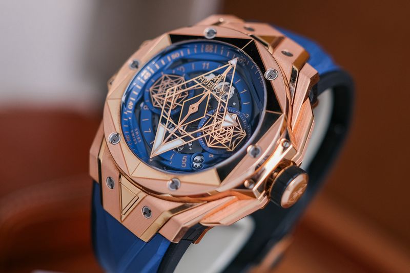 ขายนาฬิกา Hublot Big Bang Sang Bleu 18K Rose Gold Chronograph Limited