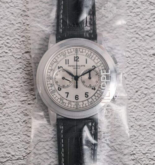 Patek Philippe 5070G 18K White Gold (NOS ในซีล หายาก เหลือไม่กี่เรือนบนโลก)