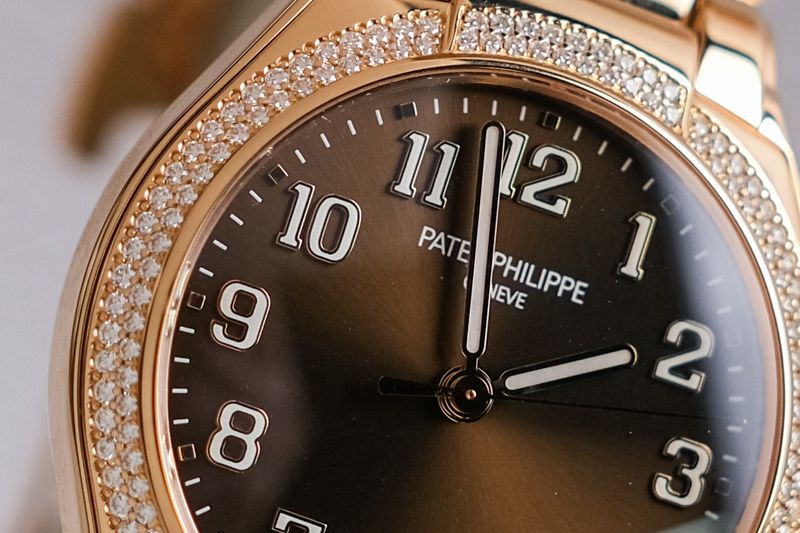 รับซื้อนาฬิกา Patek Philippe Twenty Four 18k Rose Gold Diamond 73001200