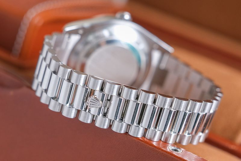 ROLEX DAY DATE 41 Platinum Diamond Ice Blue 218206 bracelet