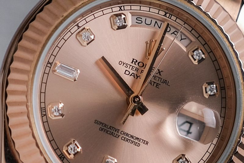 ROLEX DAY DATE II Diamonds 218235 (3)
