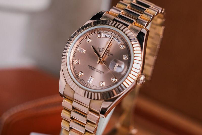 ROLEX DAY DATE II Diamonds 218235 (4)