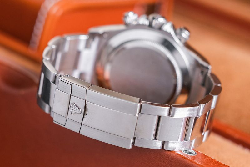 Rolex Daytona Rainbow 18k White Gold (2)