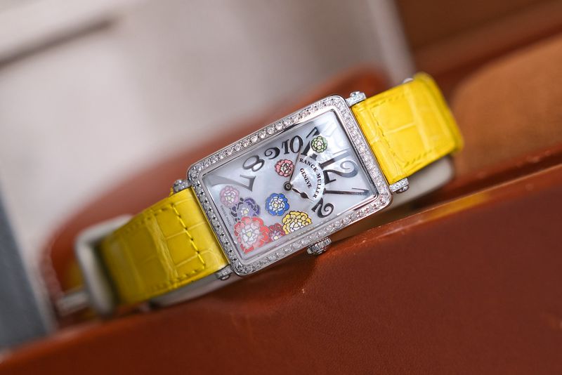 Franck Muller Long Island 952 QZ MOP Diamonds Flowers (2)