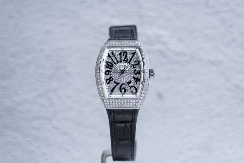 นาฬิกามือสอง Frank Muller Vanguard V32 Full Diamond