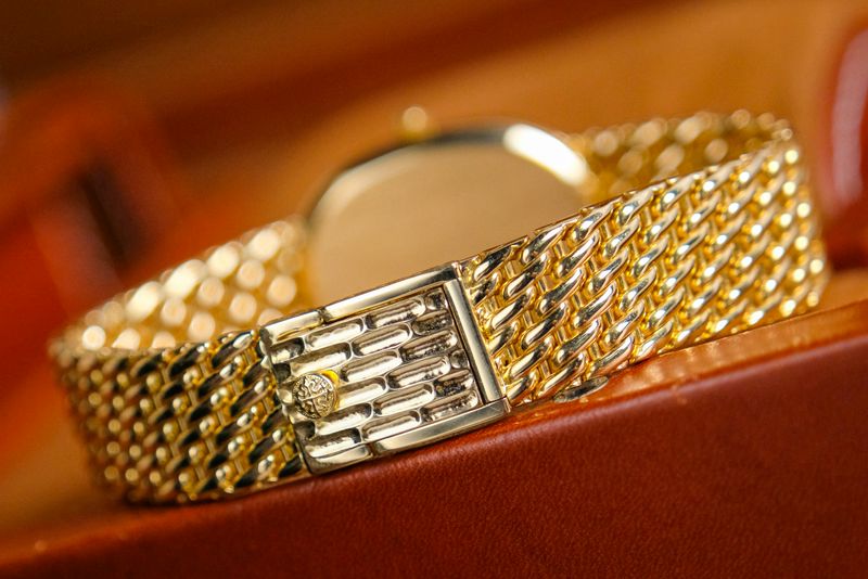 Patek Philippe Golden Ellipse 3548 Yellow Gold 18K (1)