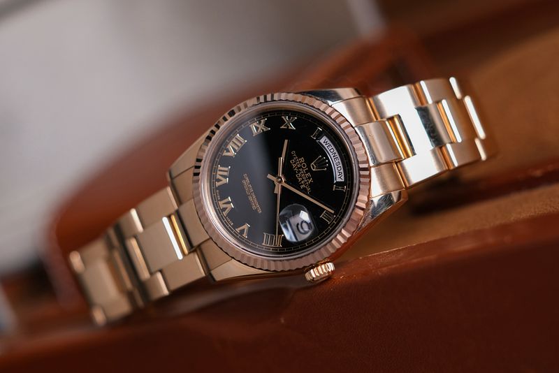 ROLEX DAY DATE 36 Full 18K Rose Gold 118205 (1)