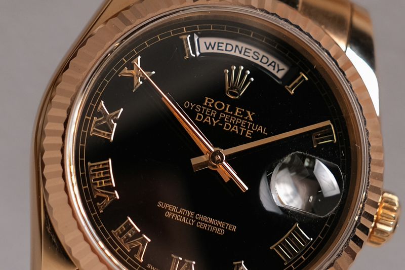 ROLEX DAY DATE 36 Full 18K Rose Gold 118205 (5)