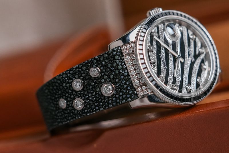 นาฬิกามือสอง ROLEX Datejust 18K White Gold Diamond The Zebra