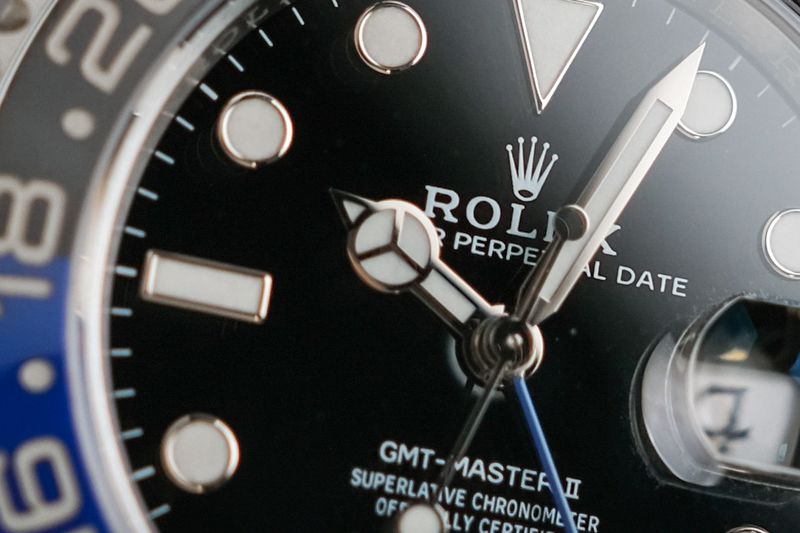 ROLEX GMT MASTER II Batman Jubilee (3)