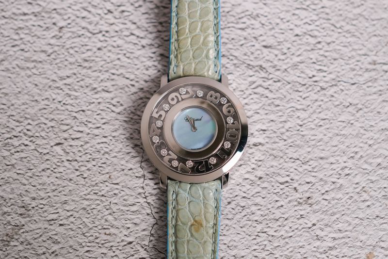 นาฬิกามือสอง Chopard Happy 12 Diamonds 18K White Gold MOP