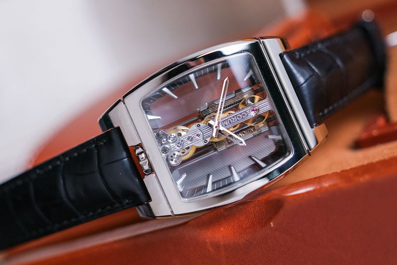 Corum Golden Bridge 18K White Gold Automatic (2)