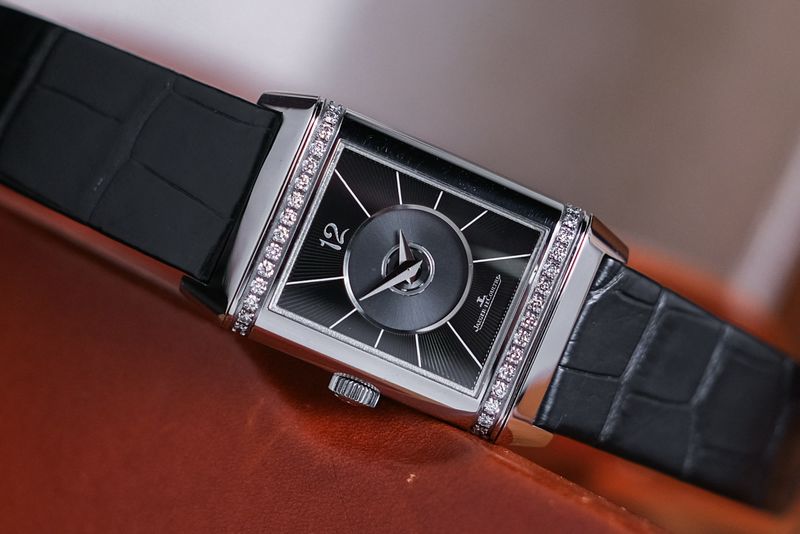รับซื้อนาฬิกา Jaeger LeCoultre Reverso Duo Face Diamond