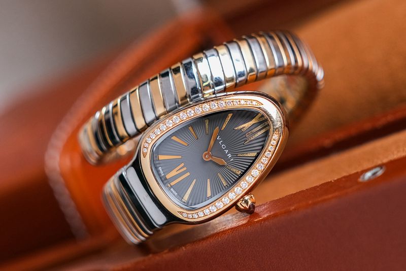 รับซื้อ Bvlgari Serpenti Tubogas 2 Tone Diamond