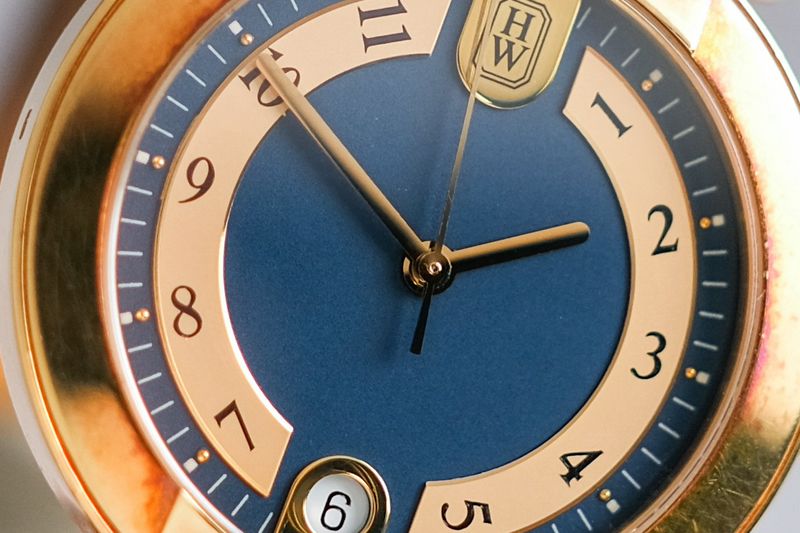 Harry Winston Premier 18K Gold (4)