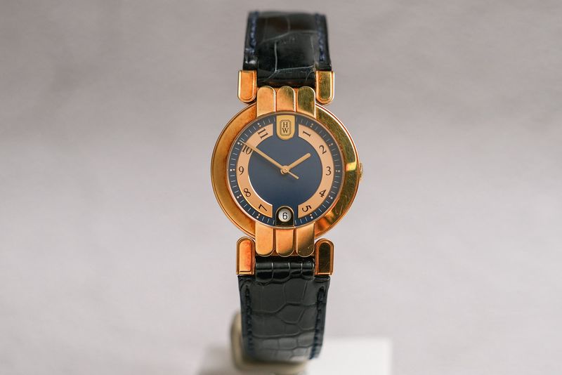 Harry Winston Premier 18K Gold (5)