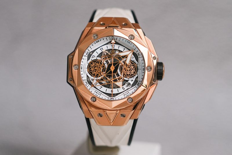 Hublot Big Bang Sang Bleu 18K Rose Gold Chronograph Limited (3)