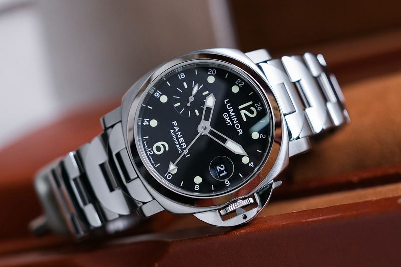 Panerai Luminor GMT PAM00160 (1)