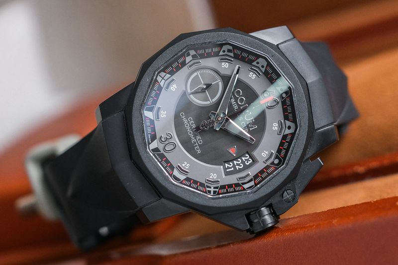 Corum Admiral’s Cup Chrono Centro Titanium PVD Mono Pusher Limited Edition (2)