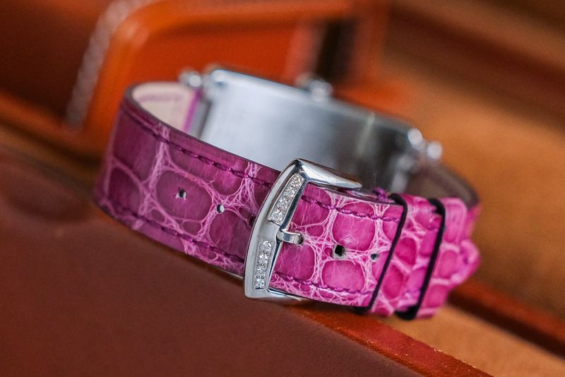 Franck Muller Long Island Color Dreams Diamond 952 QZ (6)