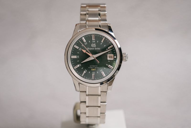Grand Seiko Elegance SBGJ251G Green (3)