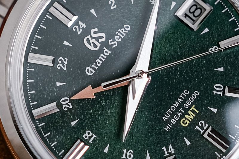 Grand Seiko Elegance SBGJ251G Green (5)