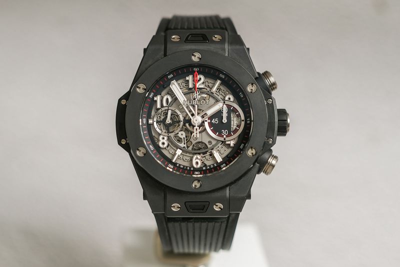 Hublot Big Bang Unico Black Magic (5)