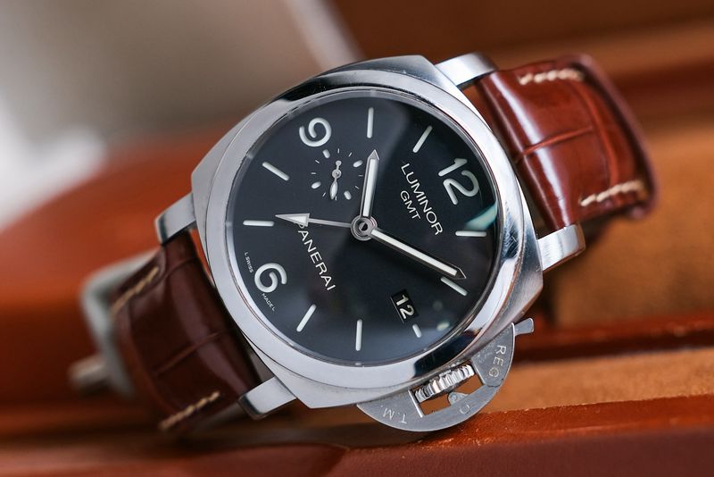 Panerai Luminor GMT PAM320 (1)