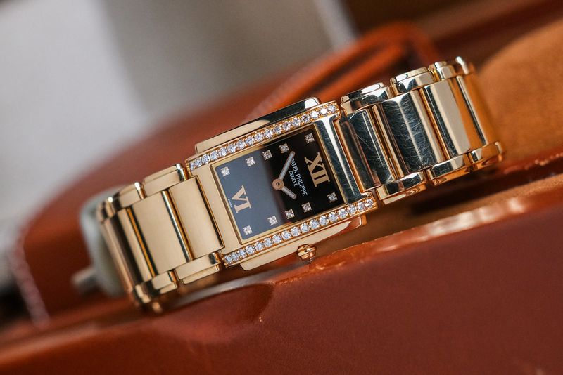 Patek Philippe Twenty Four Full 18K Rose Gold Diamond (3)